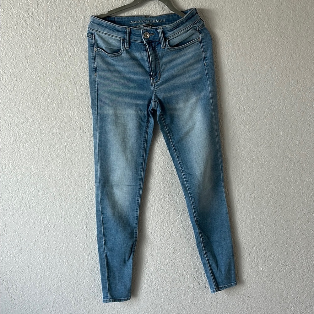 American Eagle Blue Skinny Jeans – Soft Wash Tapered Fit